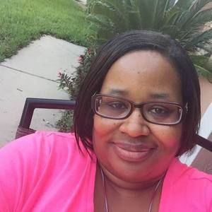 Meet your Posher, Nakia